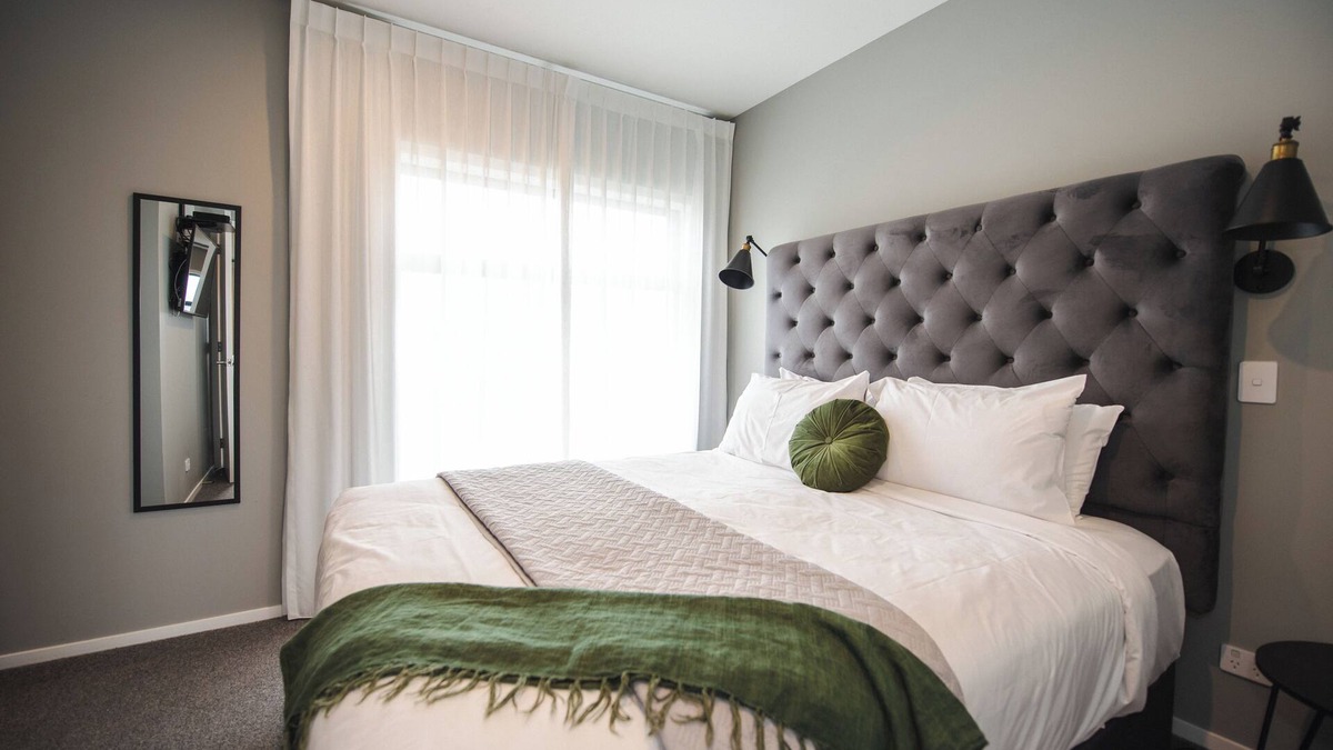 Fitzroy Apartment | The Residence Apartment Three