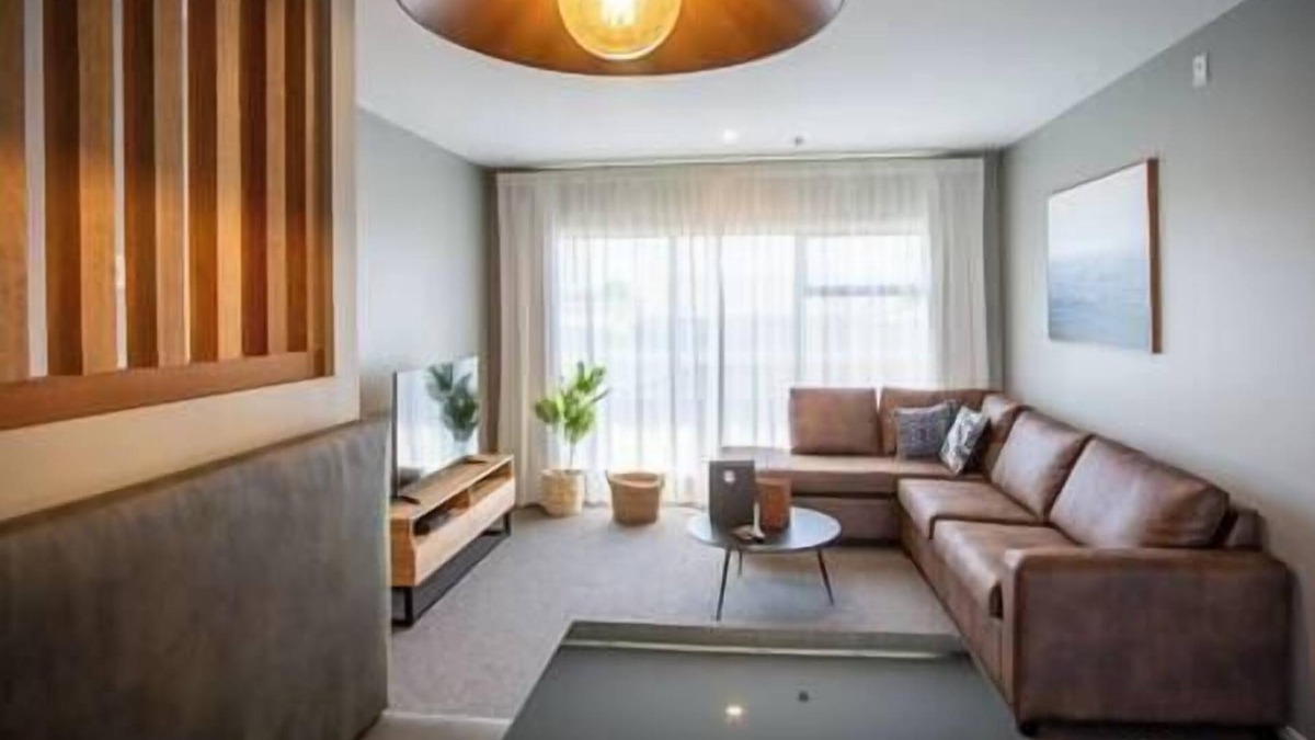 Fitzroy Apartment | The Residence Fitzroy - 3 bedroom Apartment - Sky Tv (Apt 3)