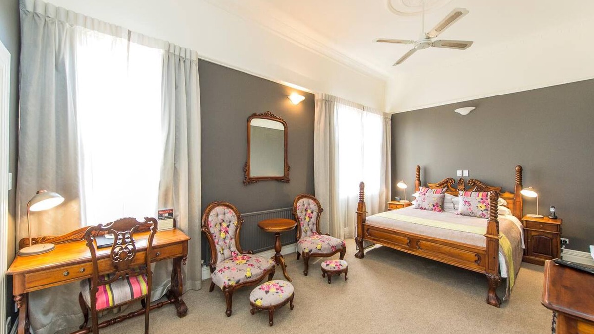Whanganui Hotel | The Rutland Arms Inn