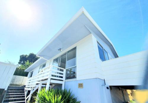 Tauranga House | The Sheriffs Cabin