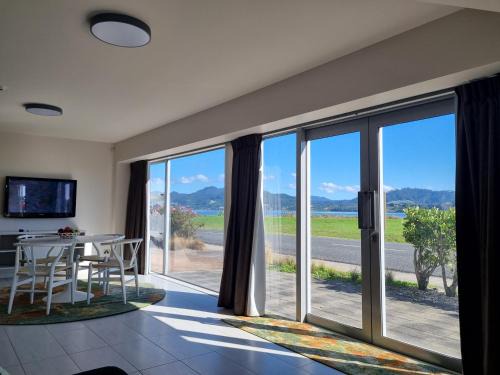 Bowentown Apartment | The Studio Bowentown