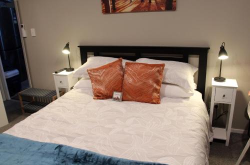Hamilton Apartment | The Studio Haven