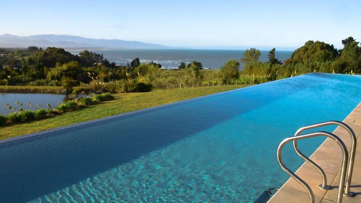 Tasman Villa | The Windhover Estate