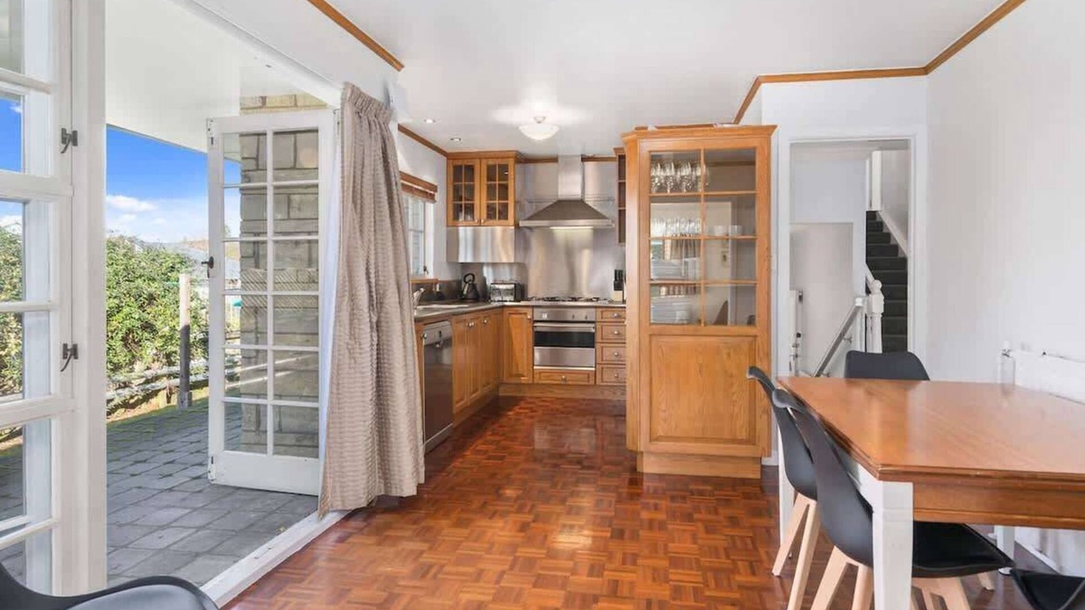 Springfield House | Thermal Adventure - Plunge Pool, Sleeps 11
