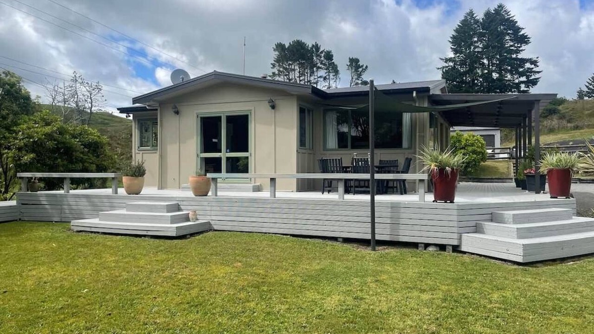 Rotorua District House | Thompson Country Cottage