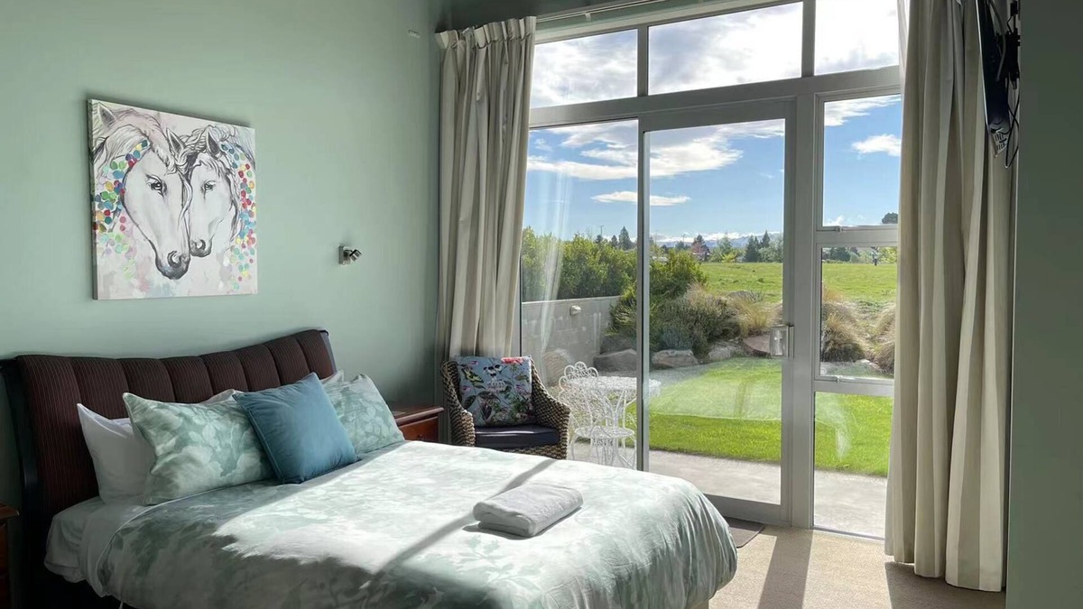 Tekapo Cabin | Three Rivers Lodge