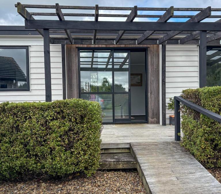 Tuakau House | Tiny Home- Your Own Little Rural Retreat