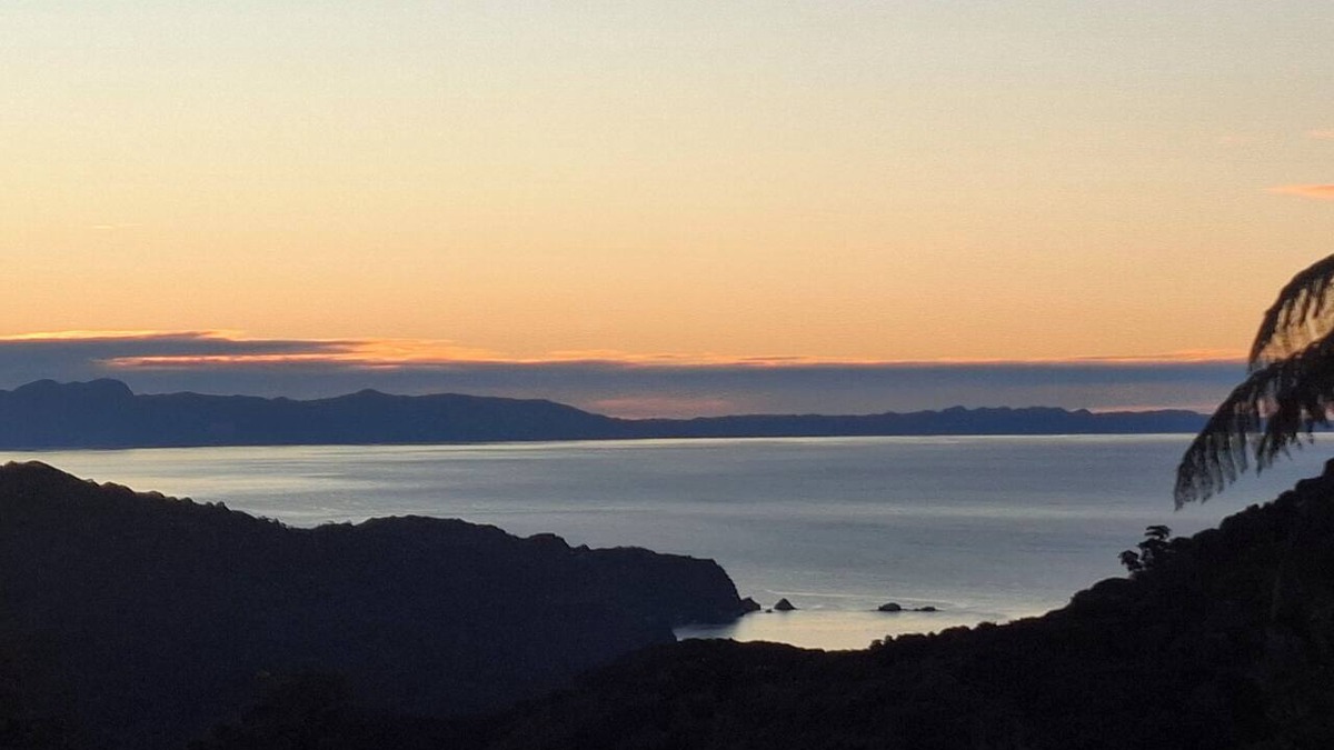 Kairuru Ski Chalet | Totaranui Accommodation Chalet Two, Abel Tasman National Park. 7km to Totaranui