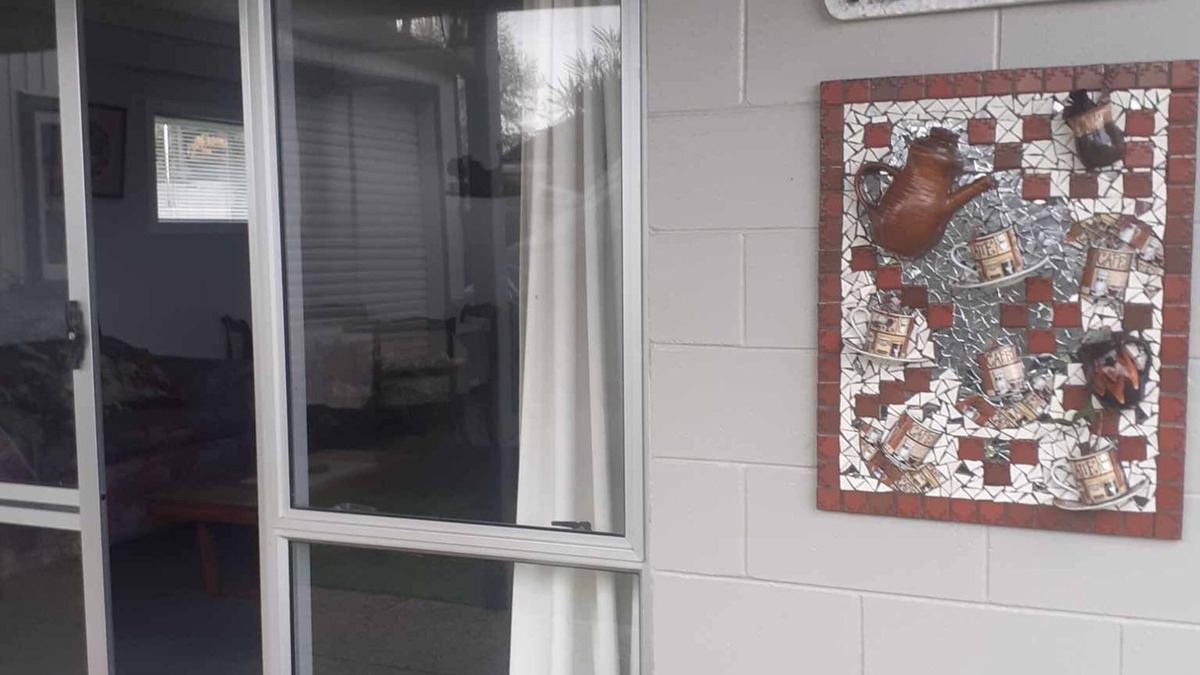 Omokoroa Apartment | TUI HAVEN - THE BEST RATES WITH ALL THE HOME COMFORTS