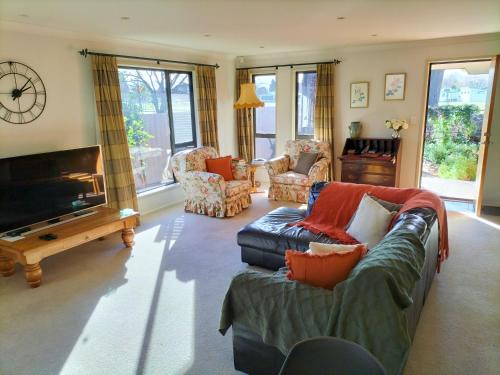 Blenheim House | Two Totara Townhouse 3 Bedroom