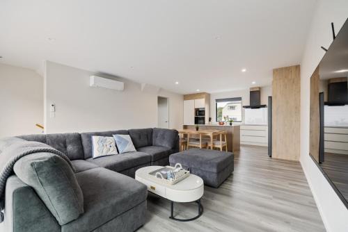 Christchurch City Centre Apartment | Unit 5 Brand New Your Base to Explore the CBD