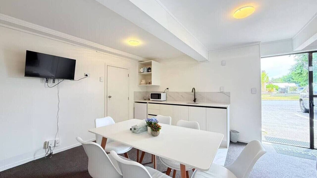 Fenton Street Bed & Breakfast | Unit 5, Fenton Summer Lodge
