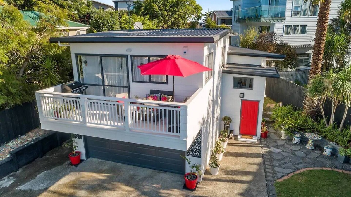 Torbay House | Unwind @ Torbay Beach House