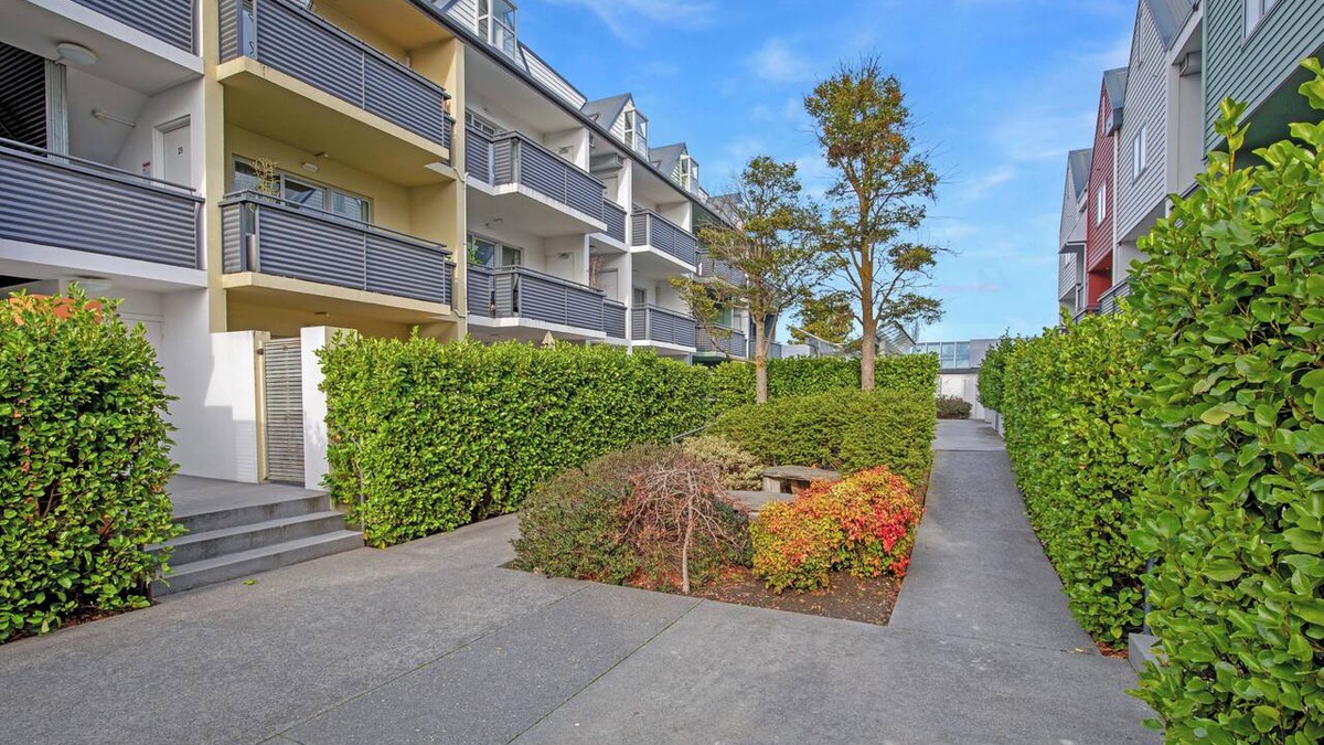 Christchurch City Centre House | Urban Oasis - Christchurch Holiday Home