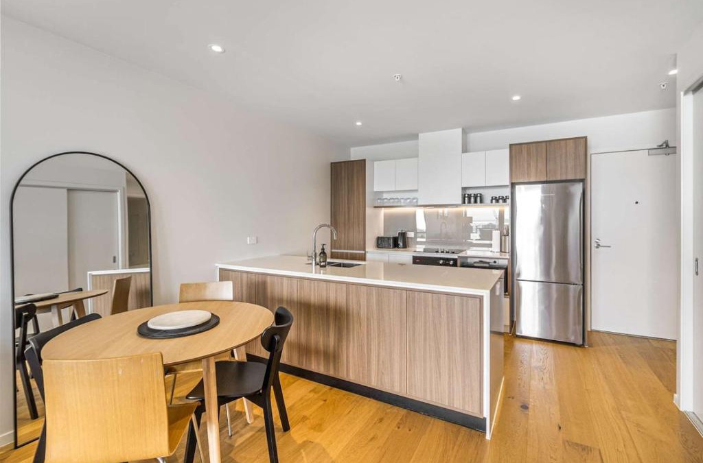 Onehunga Apartment | Urban Retreat 2 Bd Apt WiFi AC Parking