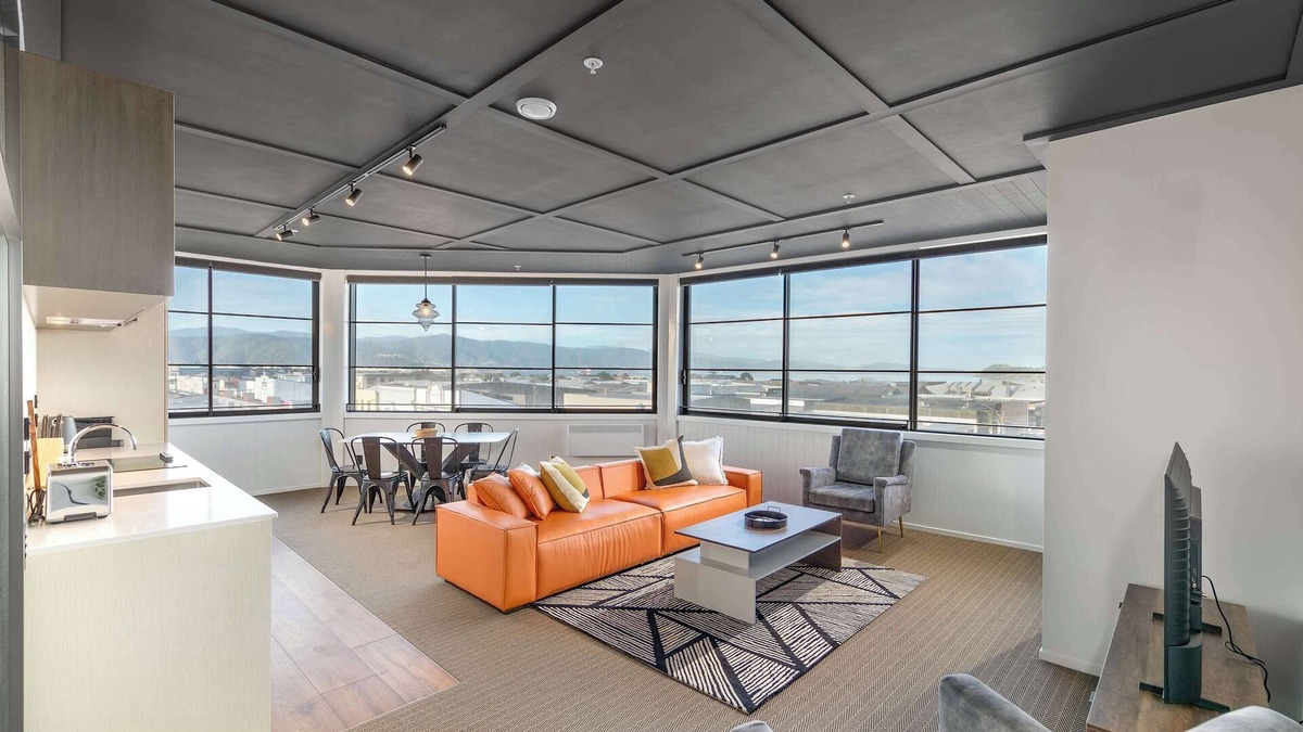 Petone Apartment | Vibrant 3BR Petone Stay w Foosball & Harbour Views