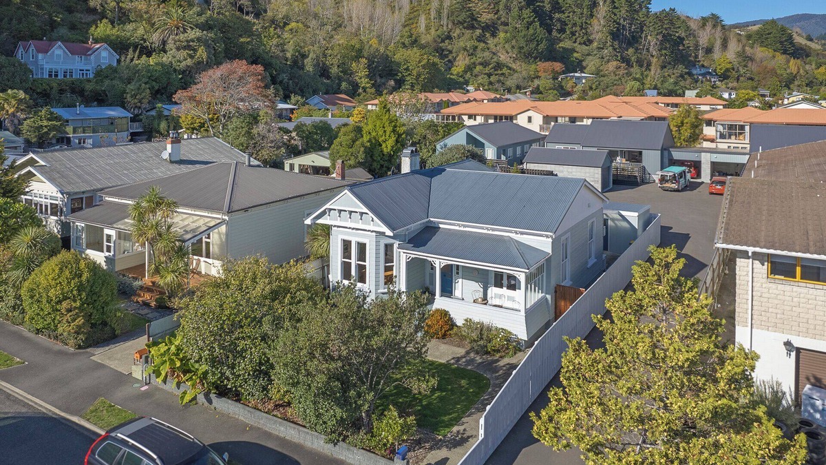 Nelson Villa | Villa Cambria