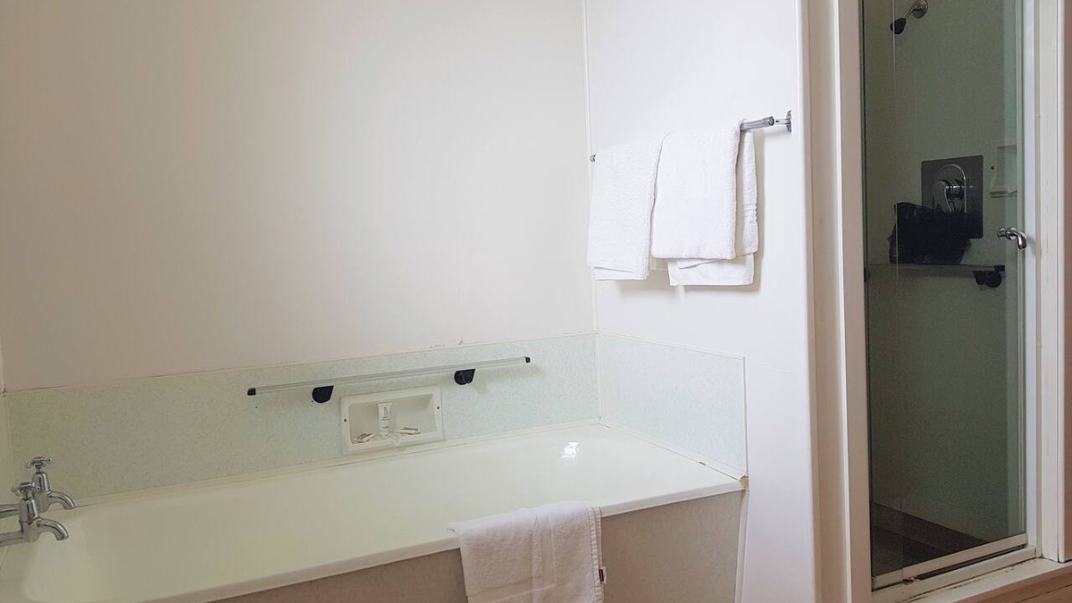 Wairoa Hotel | Vista Motor Lodge