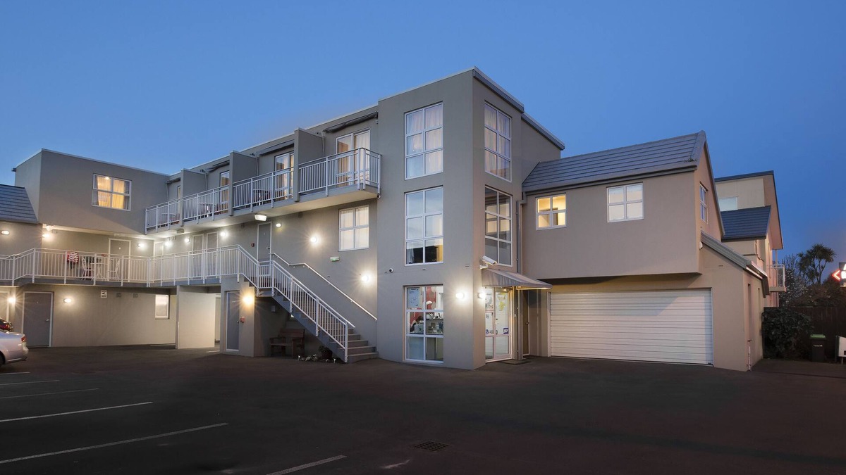 Upper Riccarton Hotel | Vita Nova Motel