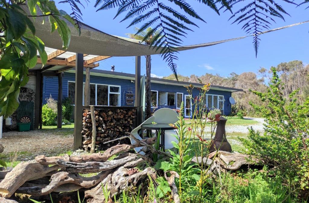 Okarito Apartment | Wahapo Lodge