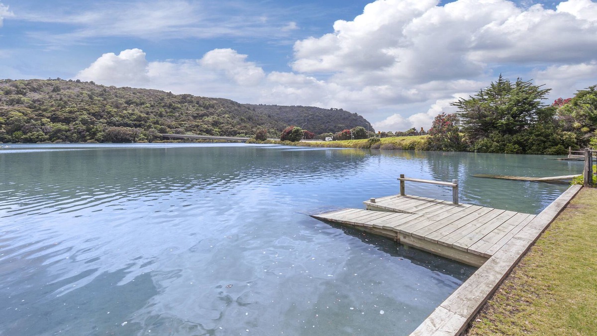 Waiwera House | Waiwera Estuary Escape - Waiwera Accommodation
