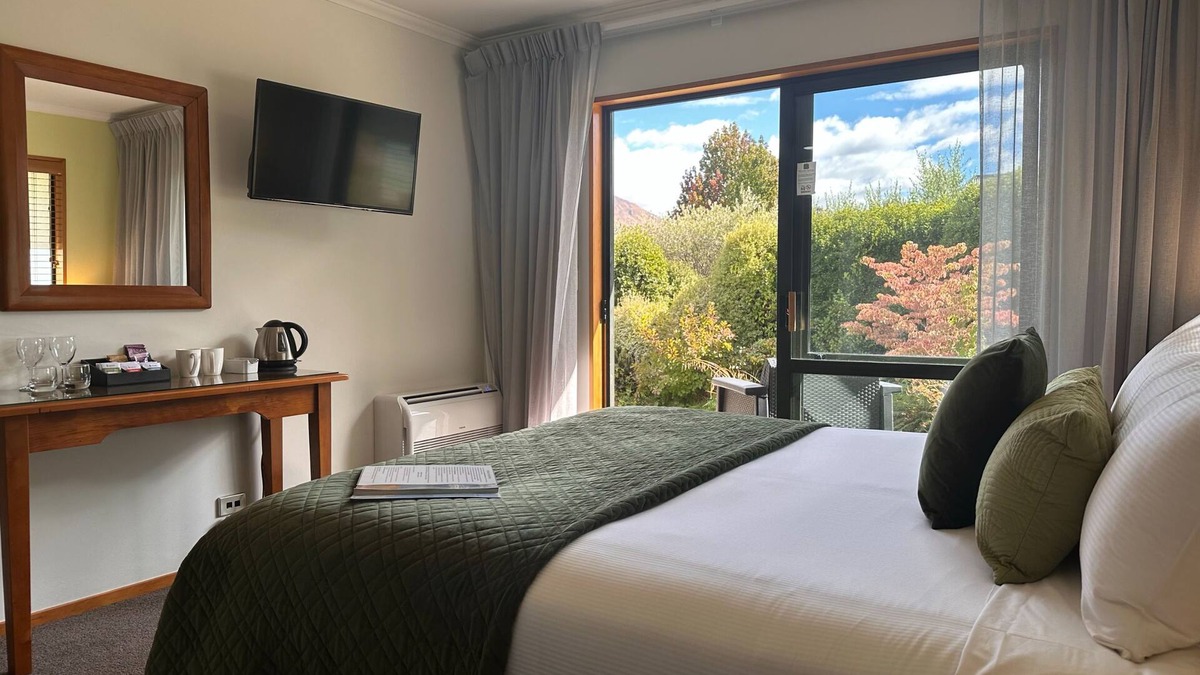 Wanaka Cabin | Wanaka Springs Lodge