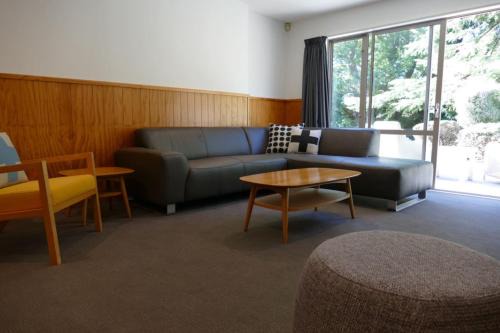 Upper Riccarton House | Warm Welcoming on Athol