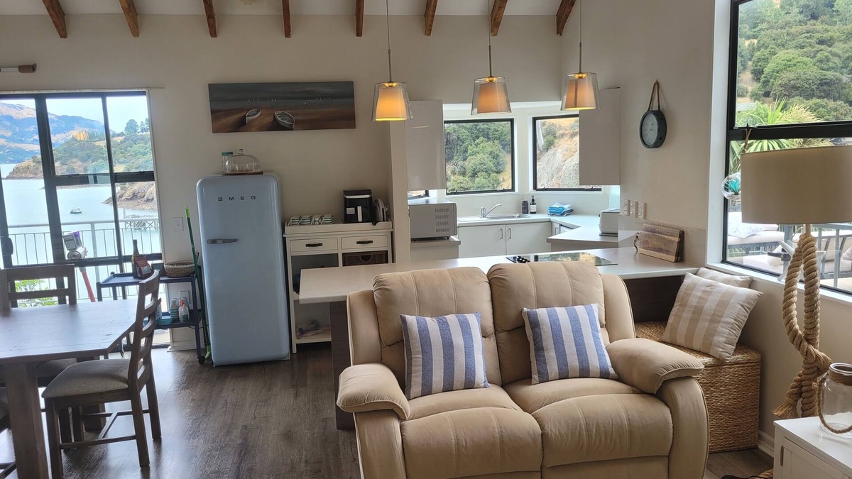 French Farm House | Waterfront 8 bedroom home with hot tub