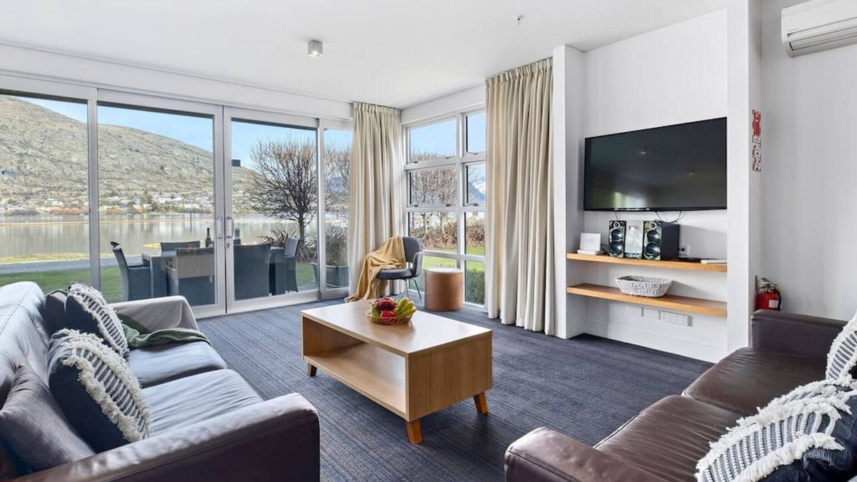 Frankton Apartment | Waterfront Marina Apartment 107 | Modern and comfortable | Great value for money!