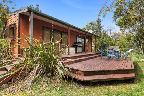 Collingwood House | Waters Edge Golden Bay