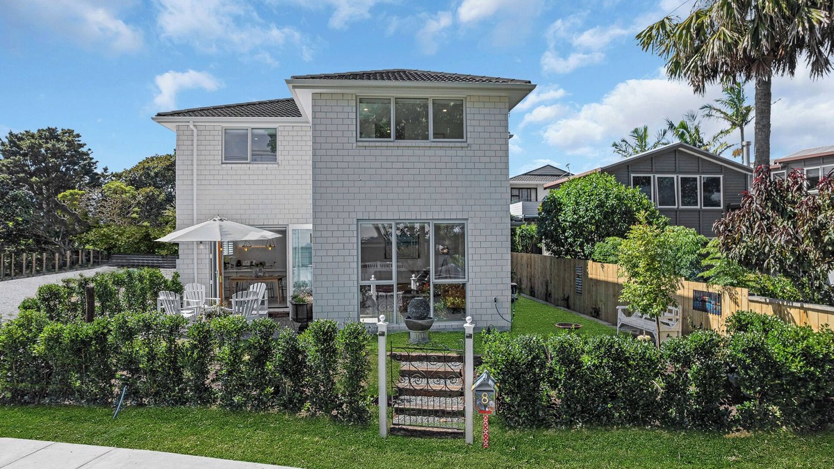 Bayswater House | Welcome to your brand-new family home in Bayswater, on Auckland's North Shore — a flat five-minute walk from Bayswater Wharf, where the ferry delivers you to downtown Auckland in minutes