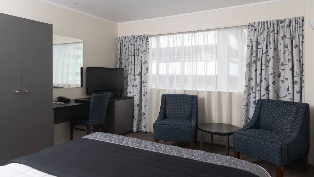 Te Aro Hotel | West Plaza Hotel