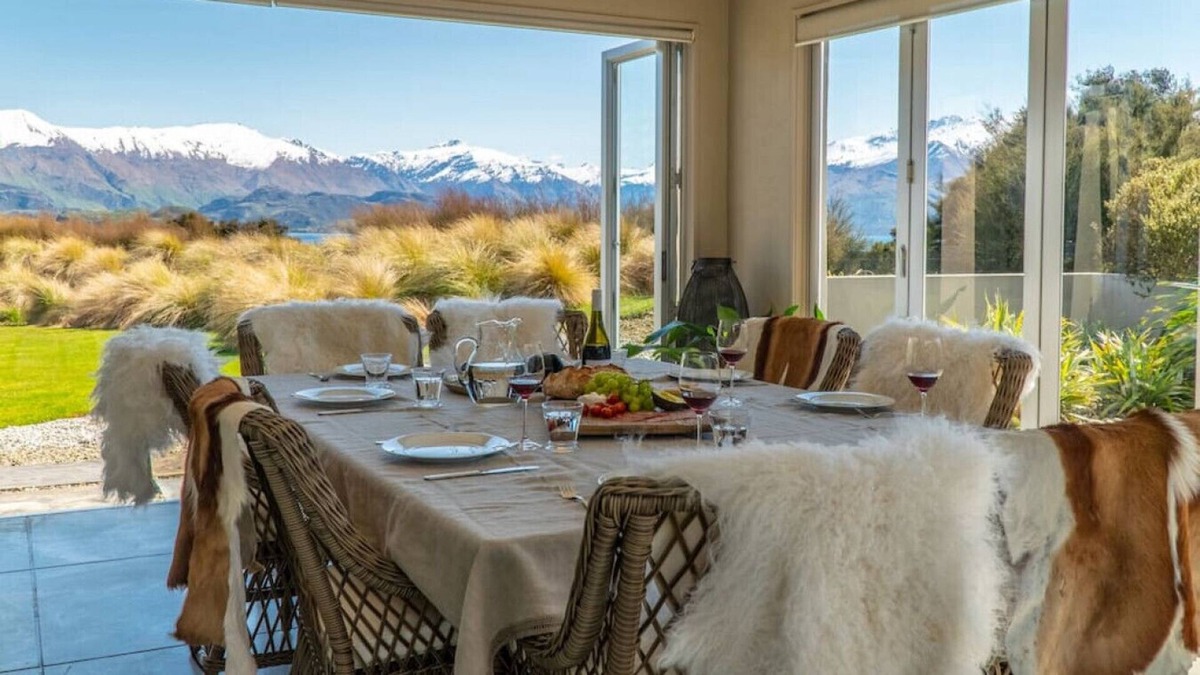 Wanaka House | Westlands · Expansive Family Retreat - Perfect Lake Getaway
