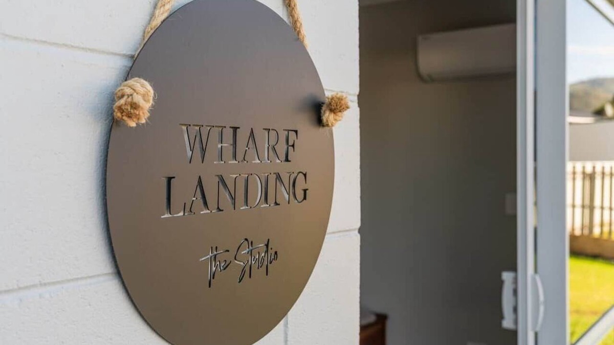 Coromandel House | Wharf Landing: The Studio