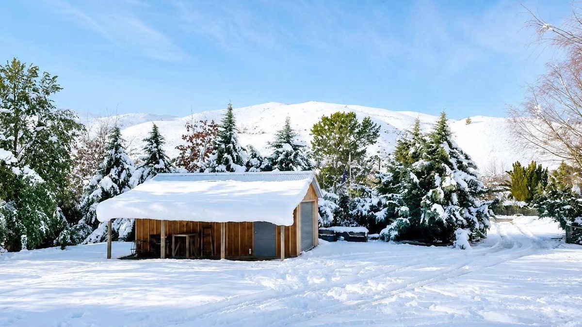 Burkes Pass House | Wildwood Cottage, Cozy Secluded Stay