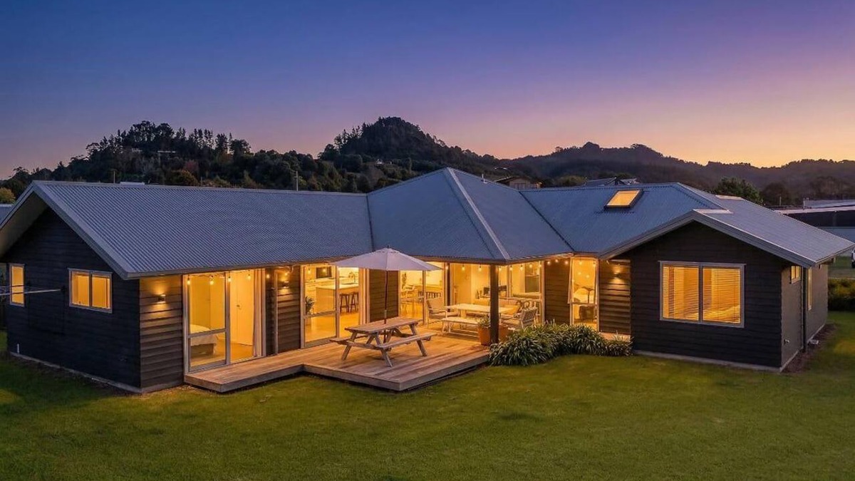 Cooks Beach House | Within Reach - Coastal Escape - Cooks Beach