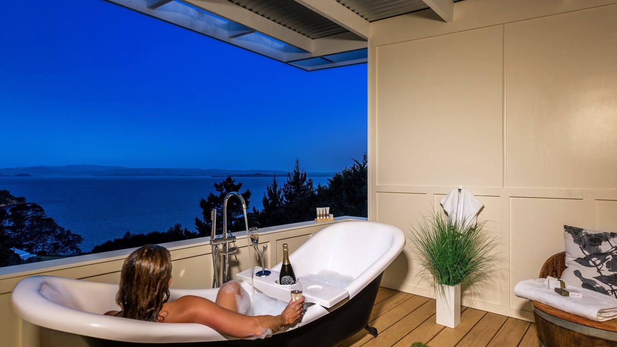 Waiheke Island House | Woodside Bay Chalets