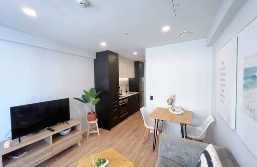 Newton Apartment | 1 Bedroom City View Studio with Sauna/Pool/Gym