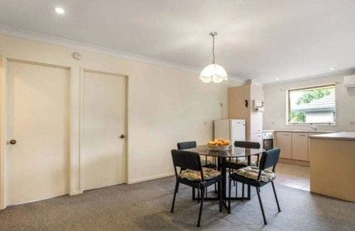 Glen Eden House | 1 large room in cozy 3-Bedroom in glen eden