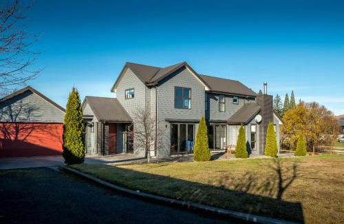 Hanmer Springs House | 13 St James Avenue