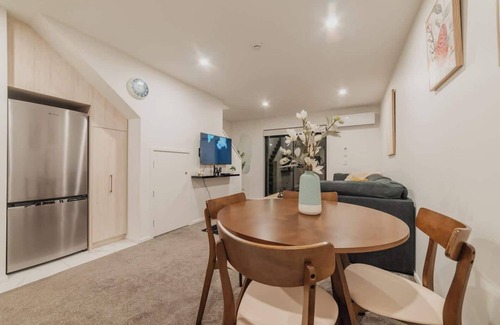 Christchurch City Centre House | 2-BR Stay in the City, Free Wi-Fi - Gloucester