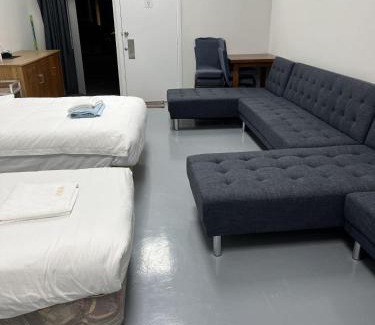 Auckland Apartment | 2 Double, 1 Single and 2 Sofa Beds Apartment 6