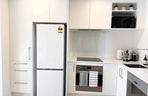 Christchurch City Centre House | 2 mins Walk to Town Hall, Casino, cafes, Free car park