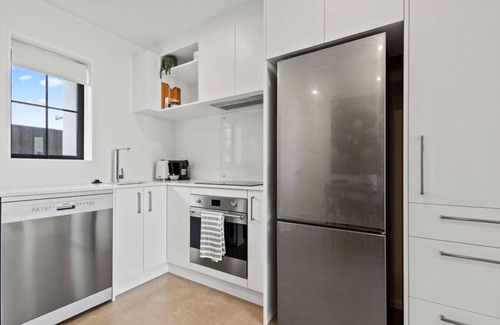 Christchurch City Centre House | 2BRM 2BTH 1 min walk to Town Hall