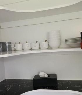 Owhata House | 4 double 1 single and 1 Sofa Beds House, 638A Te Ngae Road