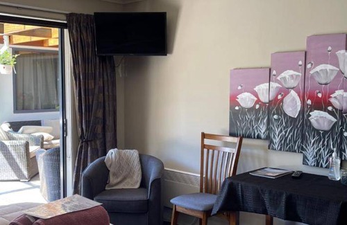 Lowburn Hotel | 40 m² Motel ∙ 4 guests