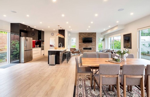 Royal Oak Apartment | 40B Buckley Road, Epsom