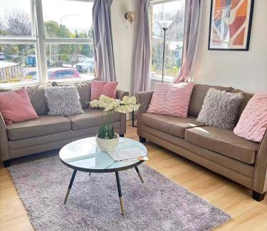 Rotorua House | 5 bedrooms, your getaway starts here