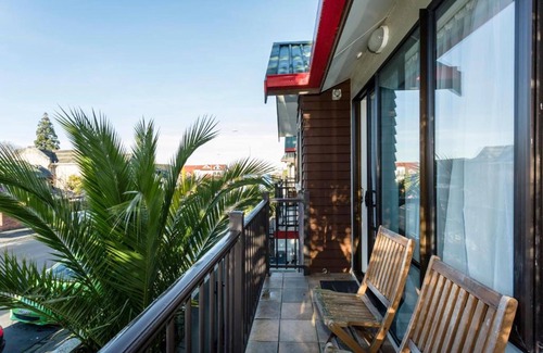 North Dunedin Apartment | 755 Regal Court