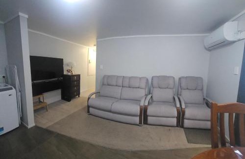 Springfield Apartment | A Little Place of Your Own - only 8 minute walk to Rotorua Stadium!